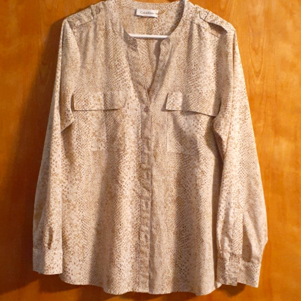 Button-up top